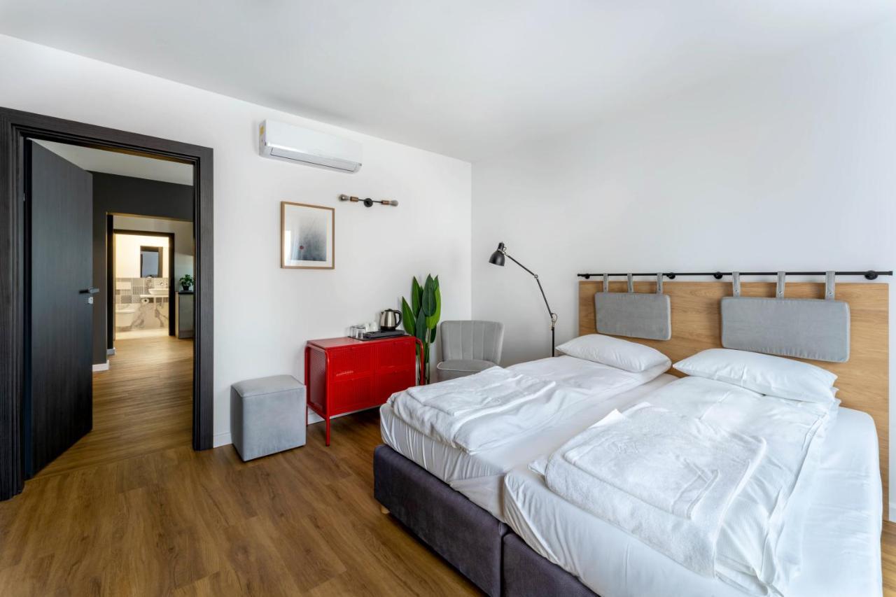 Apart House, Tylna 20 เจโลนากูรา ภายนอก รูปภาพ