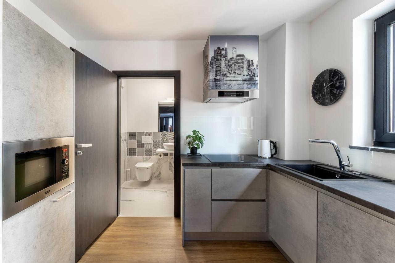 Apart House, Tylna 20 เจโลนากูรา ภายนอก รูปภาพ