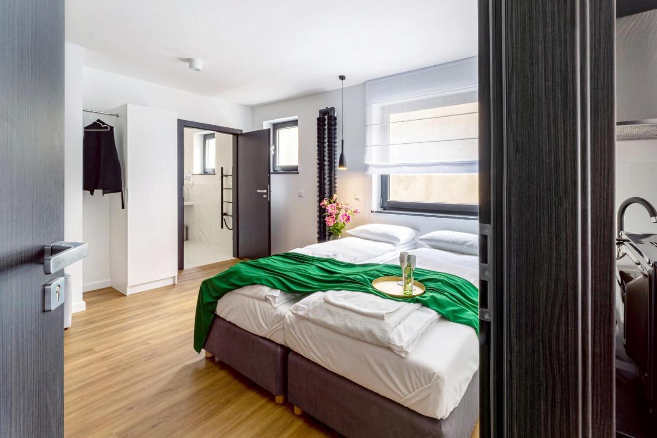 Apart House, Tylna 20 เจโลนากูรา ภายนอก รูปภาพ